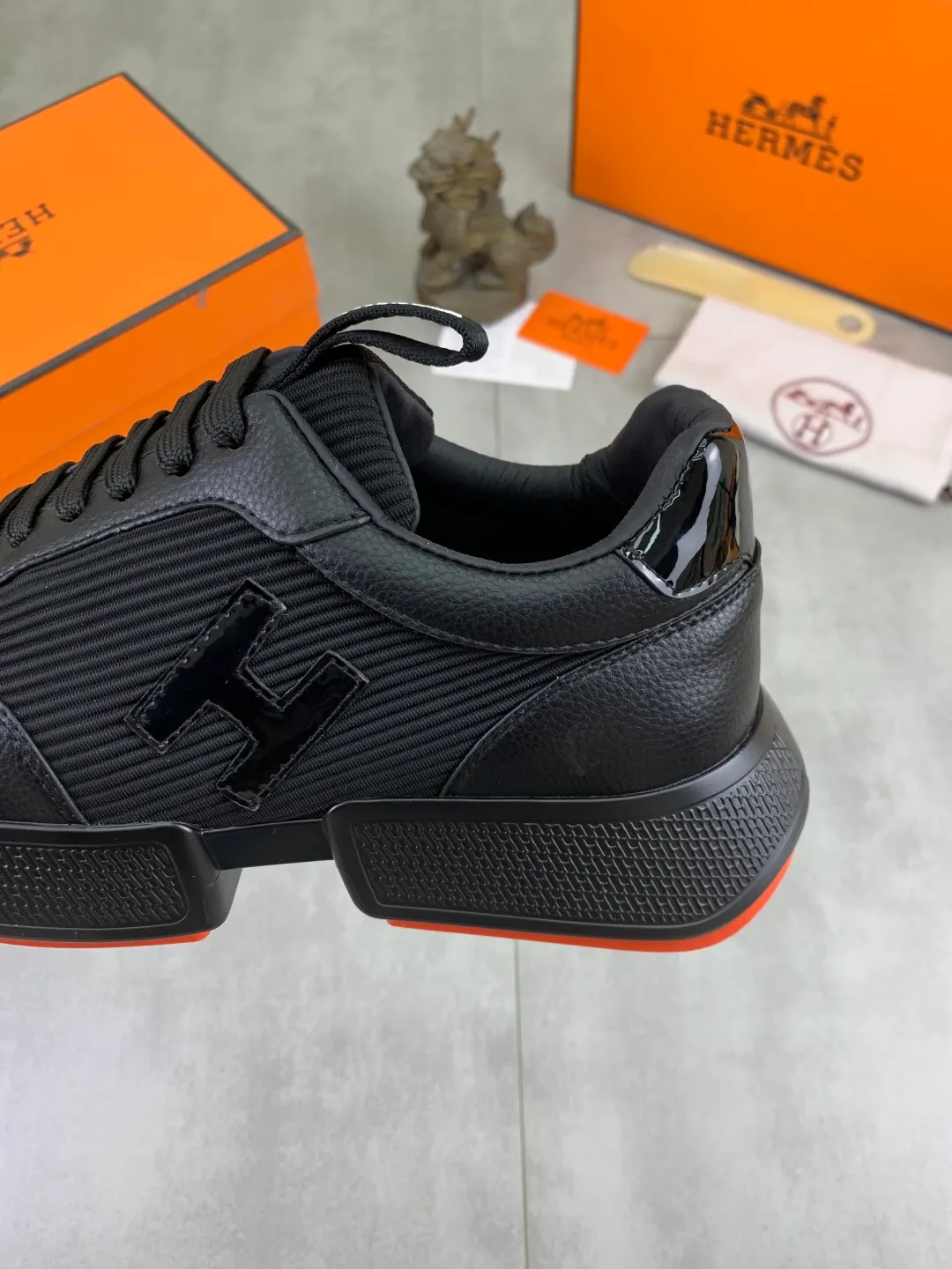 Men's men's shoes P460 new style [HERMES] Hermès - High-end quality original order - Upper: 🔝Nappa calfskin, sewn brand 'H' totem - Inner: water-dyed cowhide - Outsole: ultra-light TPU foam; molded outsole - Ultra-high quality control·Fine workmanship: highlighted (high-end·nobility·grade) -Size: 38-44 (45 can be customized)·